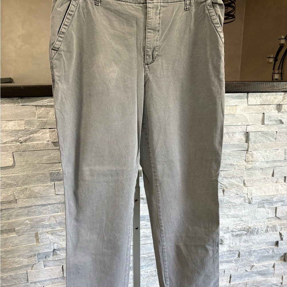 Old Navy Women's Gray Straight-Leg Pants